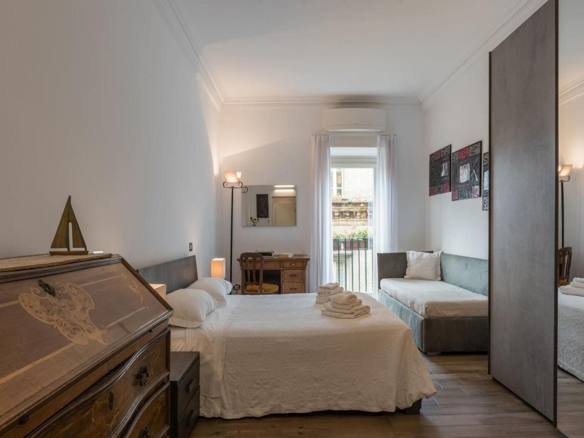 The Best Rent - Elegant Three-Bedroom Apartment A Few Steps From Fontana Di Trevi Exterior photo